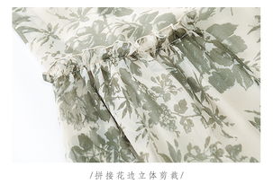 文藝與時尚的交織 論木耳邊長款雪紡連衣裙的藝術表達